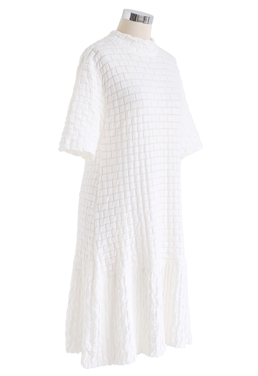 Embossed Frill Hem Knit Dress in White