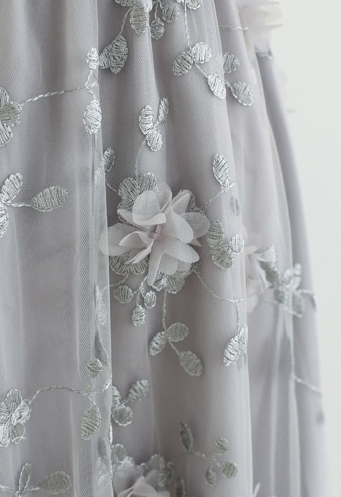 3D Mesh Flower Embroidered Tulle Midi Skirt in Grey