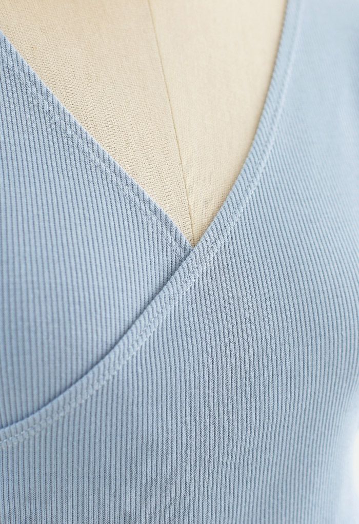 Crisscross Front Short Sleeves Ribbed Top in Dusty Blue
