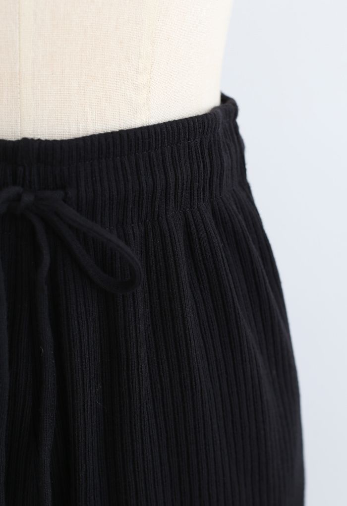 Cropped Wide-Leg Drawstring Knit Pants in Black